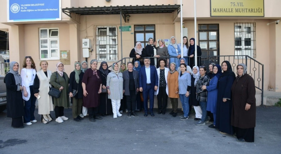 Bursa Yıldırım Belediye Başkanı Eğitim ve Girişimcilik Merkezi'ni ziyaret etti