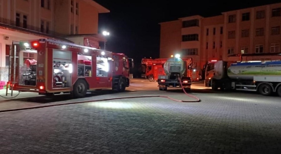 Öğrenci yurdunda yangın