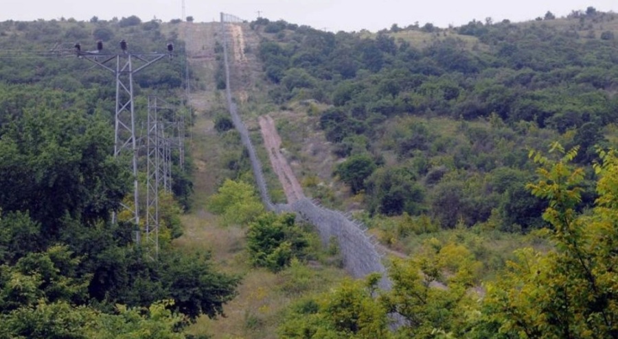 Edirne'de tanımlanamayan hava aracı Türkiye hava sahasına girerek uyuşturucu bıraktı