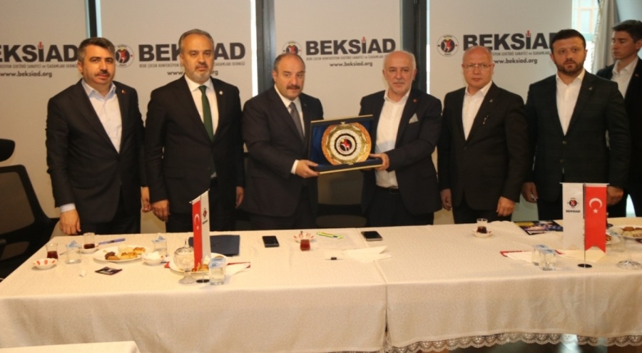 Sanayi ve Teknoloji Bakanı Varank BEKSİAD Yönetimi'ni ziyaret etti