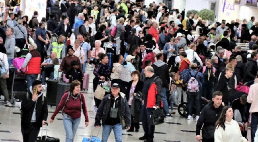 Antalya 2 milyon turisti aştı