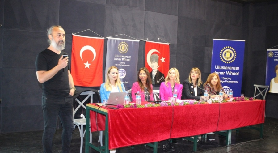Mimarlar Odası Bursa Şubesi  2. Başkanı Dede meslek ipuçlarını paylaştı