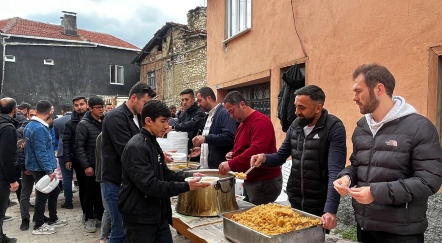 Bursa'da 670 yıllık Hıdırellez geleneği devam ediyor