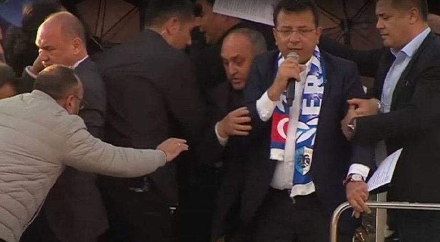 İYİ Parti Sözcüsü taşlı saldırı için: Emniyetin saldırıları bilip önlem almıyor olması düşündürücü