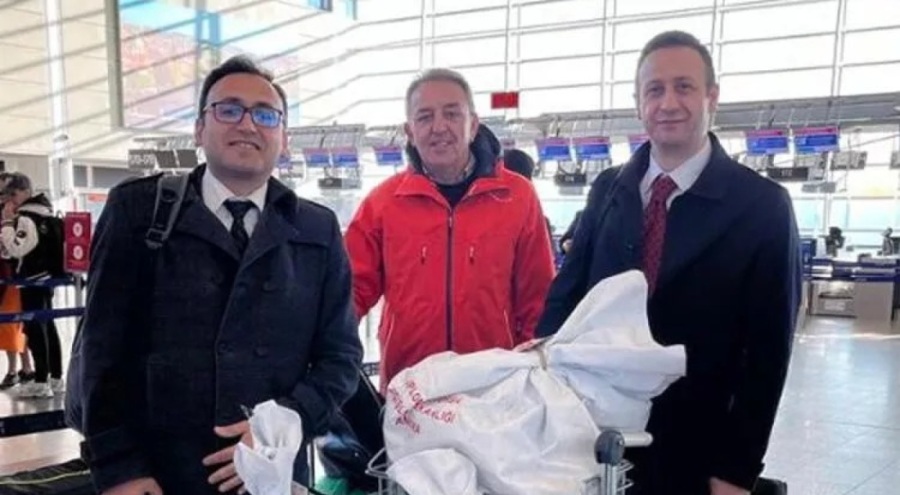 Çekya'da kullanılan oylar Türkiye'ye gönderildi