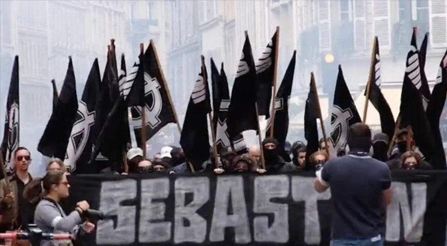 Paris Emniyeti, Neonazi gösterisine "risksiz diye" izin verdiğini açıkladı