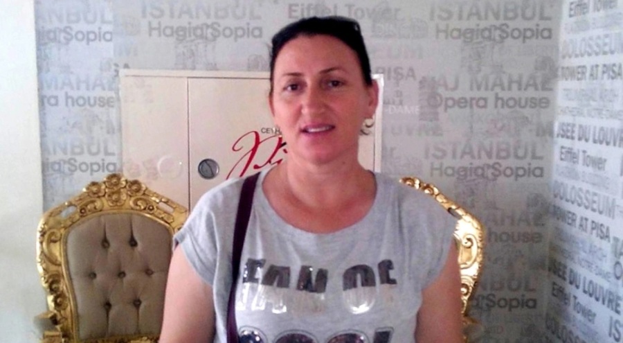 Adana'da 2 çocuk annesi, 3 kurşunla öldürüldü