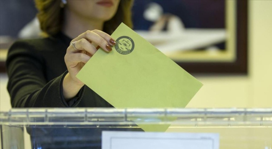 Yurt dışı ve gümrüklerde 1 milyon 750 bin oy kullanıldı