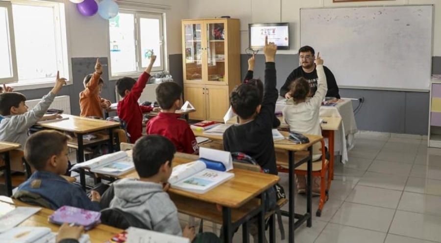 Naklini başka kente aldıran depremzede öğrencilerden 72 bini okula döndü