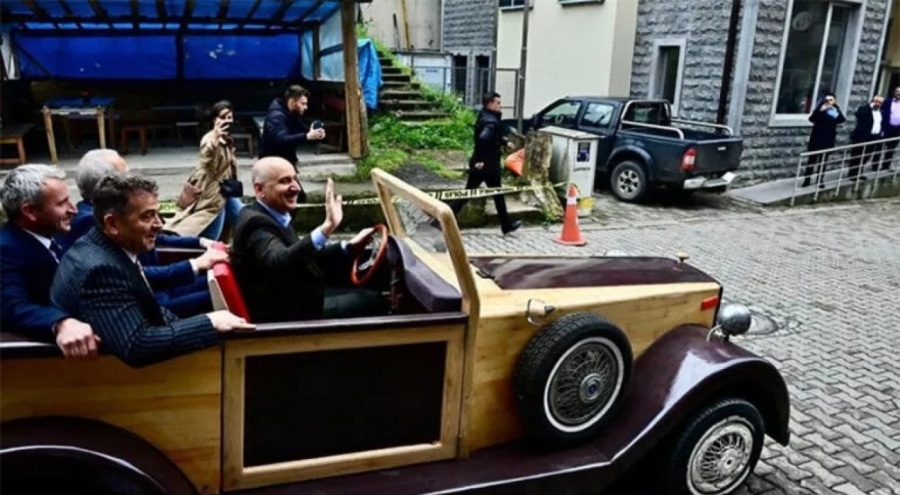 Karaismailoğlu: PKK terör örgütüdür demeye korkuyorlar