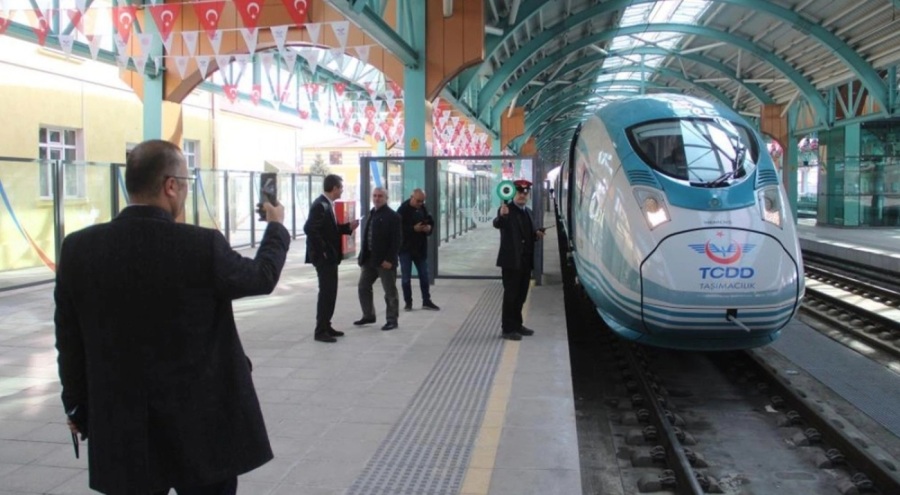 Ankara-Sivas YHT hattında taşınan yolcu sayısı belli oldu