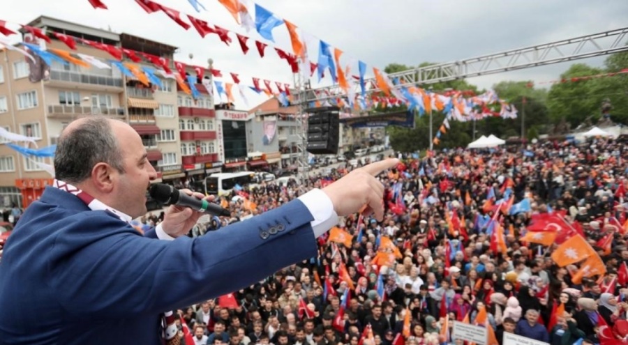 Bakan Varank muhalefete yüklendi: Gemlik'i İtalya'da zannediyorlar