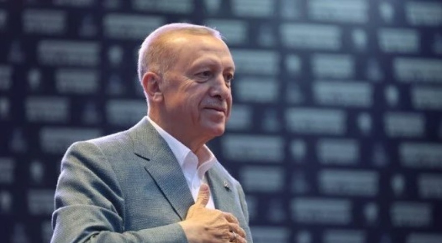 Erdoğan'dan depremzede öğrencilere ek kontenjan müjdesi