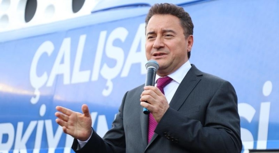 Ali Babacan: Tam demokrasi yolunda büyük bir yol ayrımının tam eşiğindeyiz