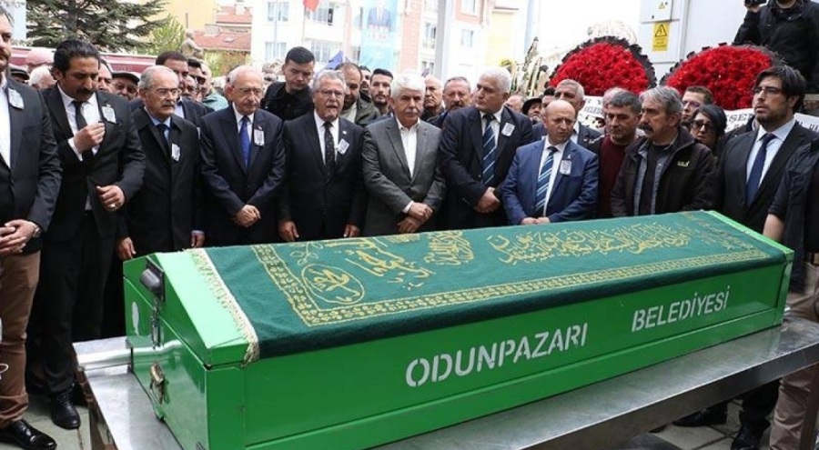 Selvi Kılıçdaroğlu'nun ağabeyi, son yolculuğuna uğurlandı