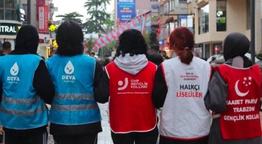 Ali Babacan: Biz, bu ülkenin makul sesiyiz