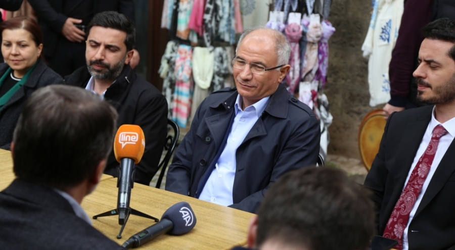 AK Parti Genel Başkan Yardımcısı Yazıcı Bursa'da esnafla bir araya geldi