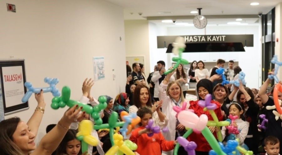 Bursa Şehir Hastanesi'nde '8 Mayıs Dünya Talasemi Günü' etkinliği yapıldı
