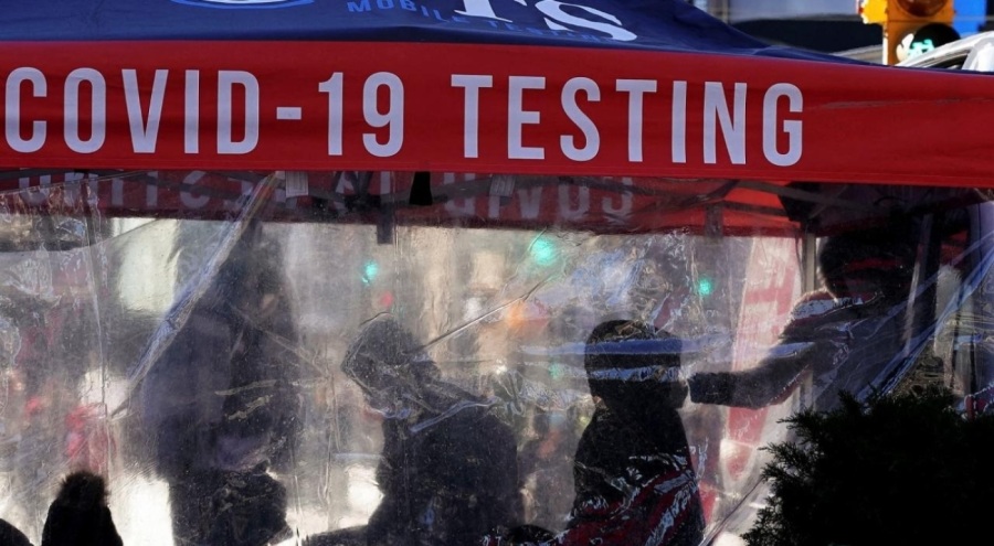 ABD'de COVİD-19 acil durum uygulaması sona erdi