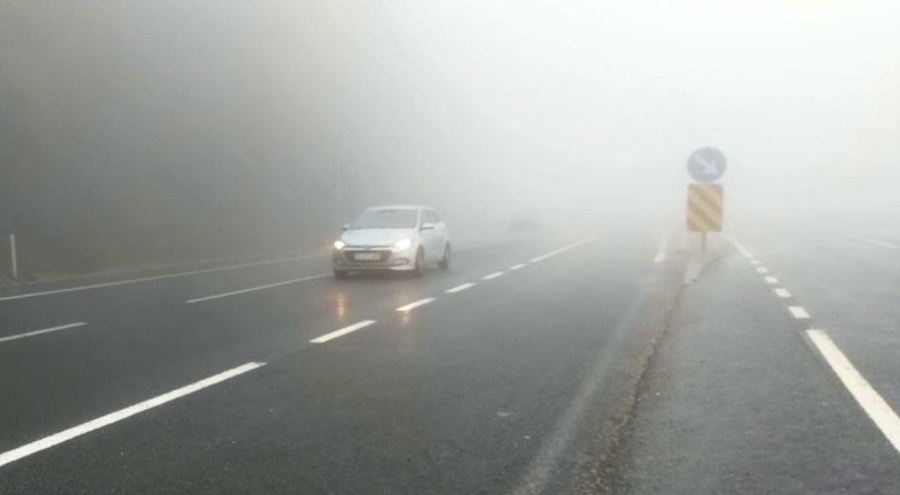Bolu Dağı'nda sis etkisini gösterdi