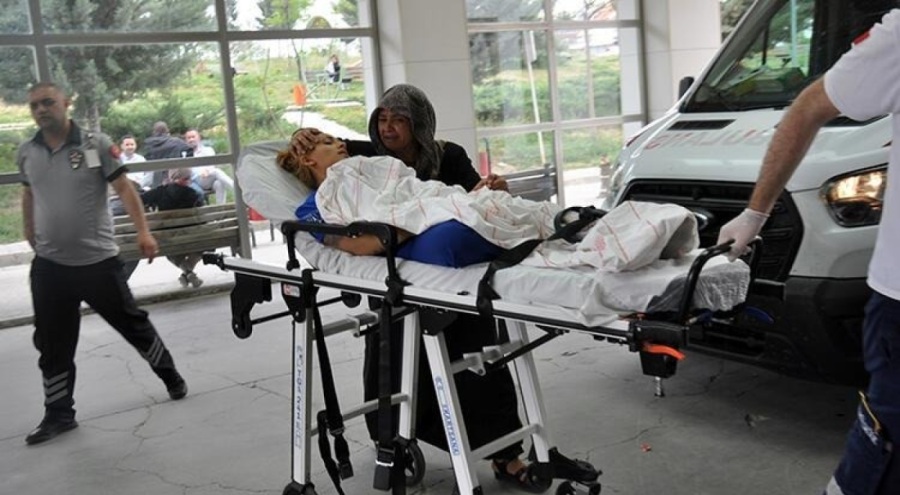 Karaman'da önce eşini, sonra kendini bıçakladı