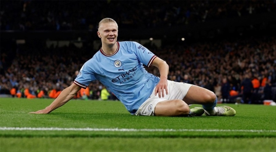 22 yaşındaki Haaland yılın futbolcusu seçildi