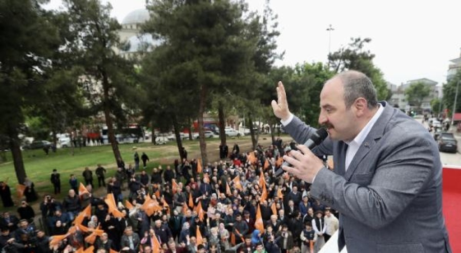 Bakan Varank Osmangazi'de konuştu