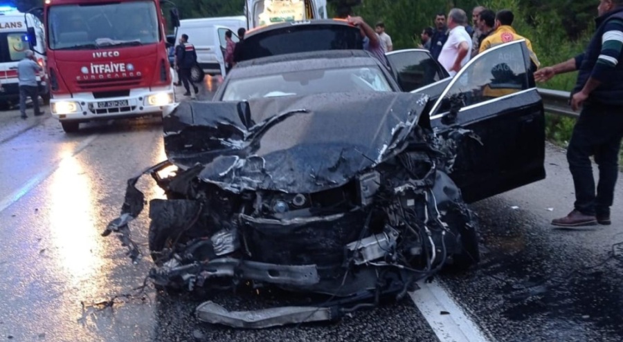 Burdur'da zincirleme kaza: 1 kişi hayatını kaybetti