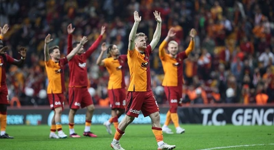 Galatasaray'dan Fredrik Midtsjö için karar verdi