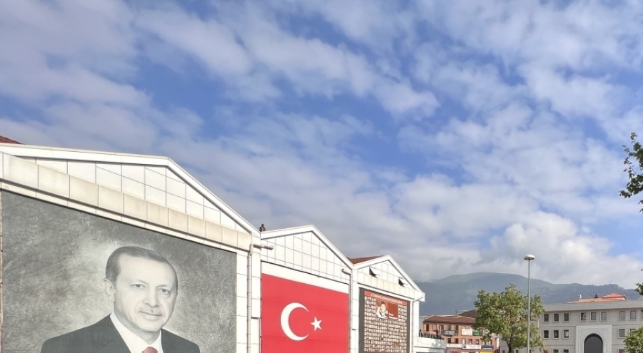 Bursa'da vatandaşlar 'Sevgi Yürüyüşü'nde buluştu