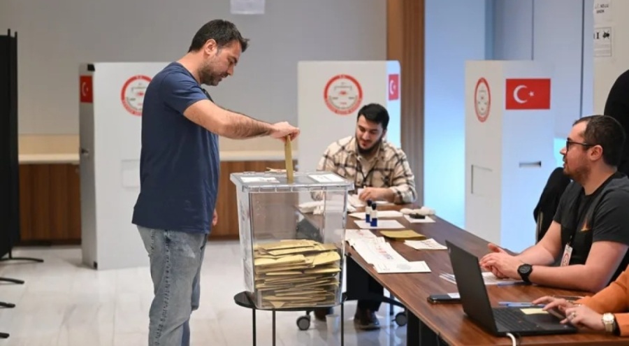 Türkiye sandık başına gidiyor!