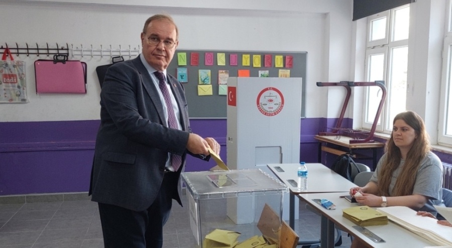 Öztrak: "Verilecek karara hepimiz saygılı olmak durumundayız"