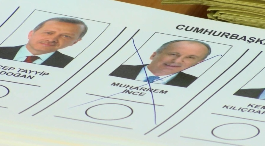 İstanbul'da oy pusulalarında İnce'ye  'çarpı' tartışması