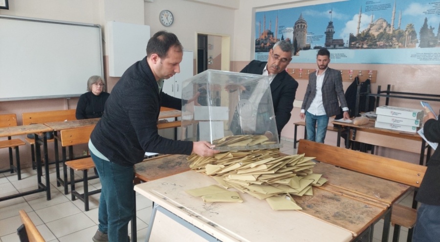 Tekirdağ'da oylar sayılmaya başlandı