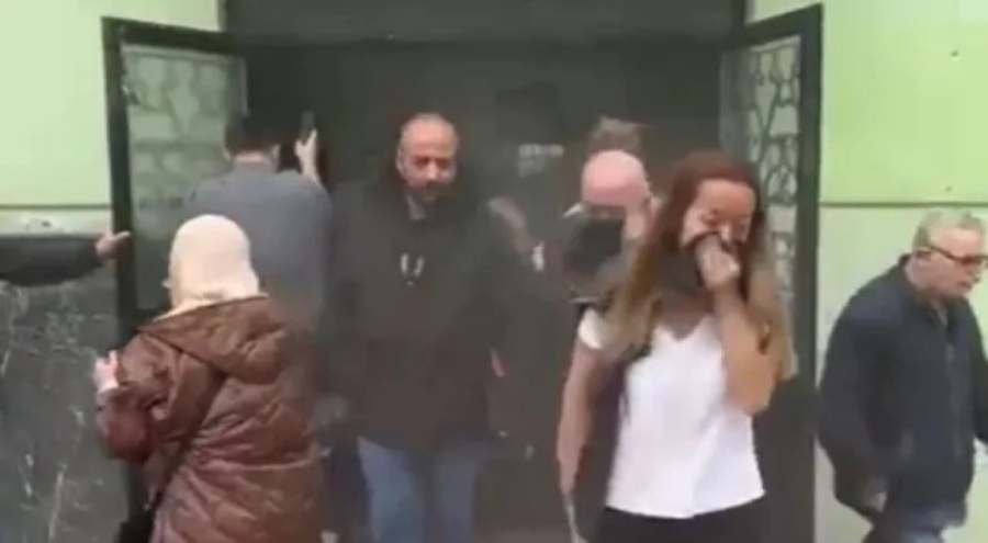 İstanbul'da oy verme işlemi sırasında yangın