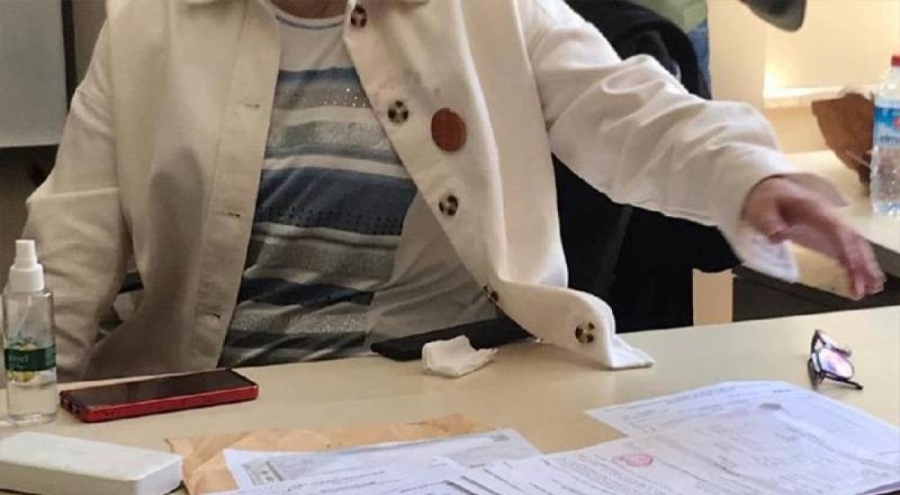 AK Parti rozetli sandık görevlisini sandık başkanı görevden aldı