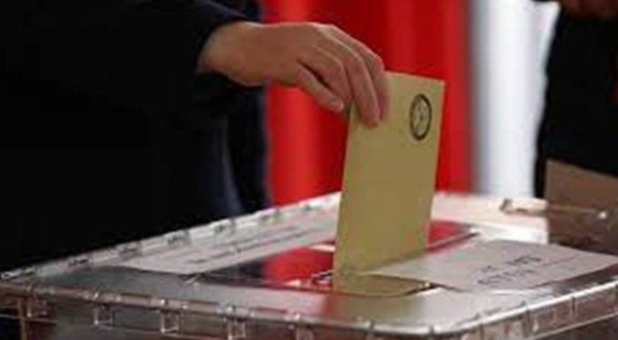 İstanbul'da şiddet gören kadınlar, kapalı adresle oy kullandı