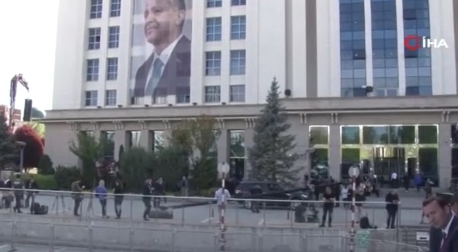 AK Parti'de balkon konuşması için hazırlıklar başladı