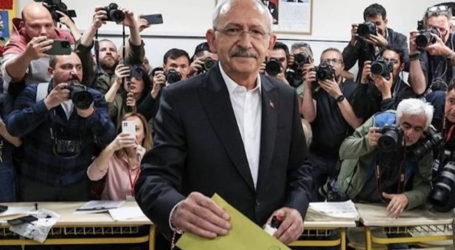 Kılıçdaroğlu, oy kullandığı sandıktan 1'inci çıktı
