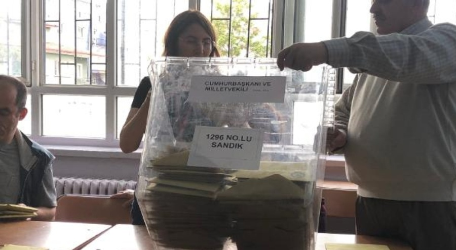 Bahçeli'nin oy kullandığı sandıktan Kılıçdaroğlu çıktı