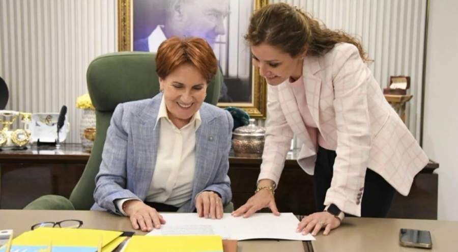 İYİ Parti'den Meral Akşener fotoğrafı: Gülüyor