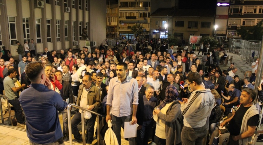 Aydın'da oy sayım işlemi devam ediyor