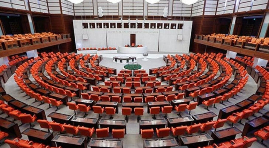 Cumhurbaşkanlığı Kabinesi'nin 16 üyesi milletvekili seçildi