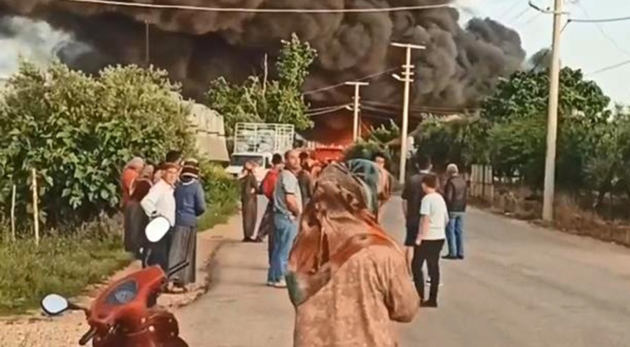 Geri dönüşüm tesisinde yangın