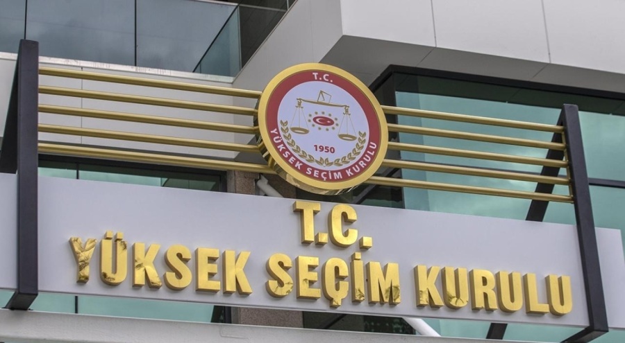 CHP'den Yüksek Seçim Kurulu önünde: Genel başkanımız da ikinci tura kalmıştır