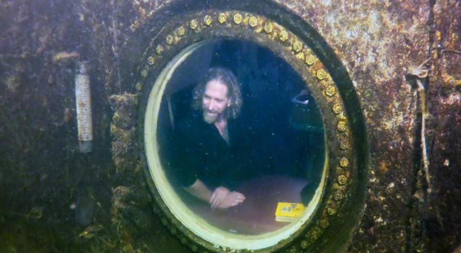 Su altında en uzun süre yaşama rekoru!