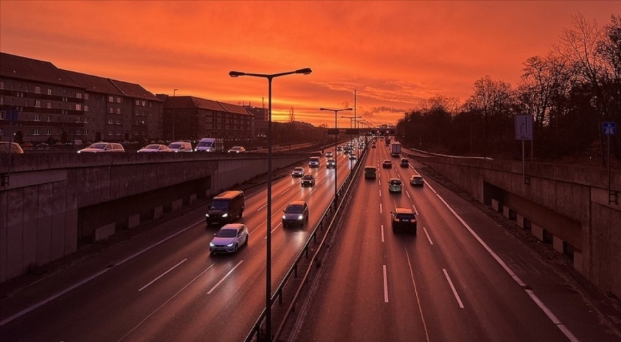 Avrupa Birliği, fosil yakıtla büyümenin bittiği görüşünde