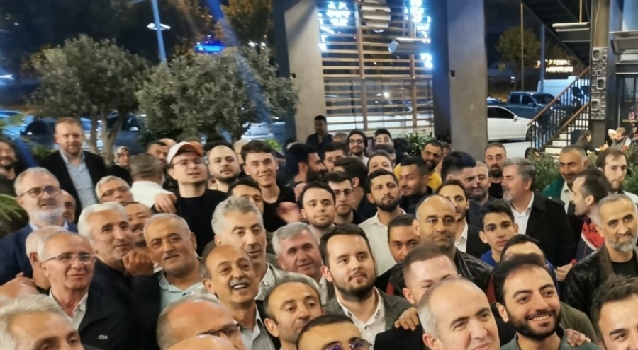 Faruk Çelik, Bursa'da 500 araçlık konvoyla karşılandı