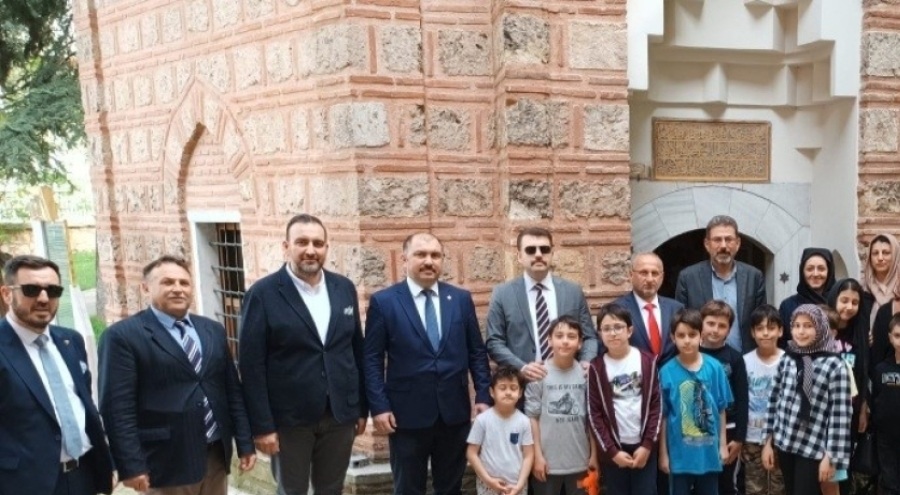 Fatih Sultan Mehmed'in annesi Hüma Hatun dualarla anıldı