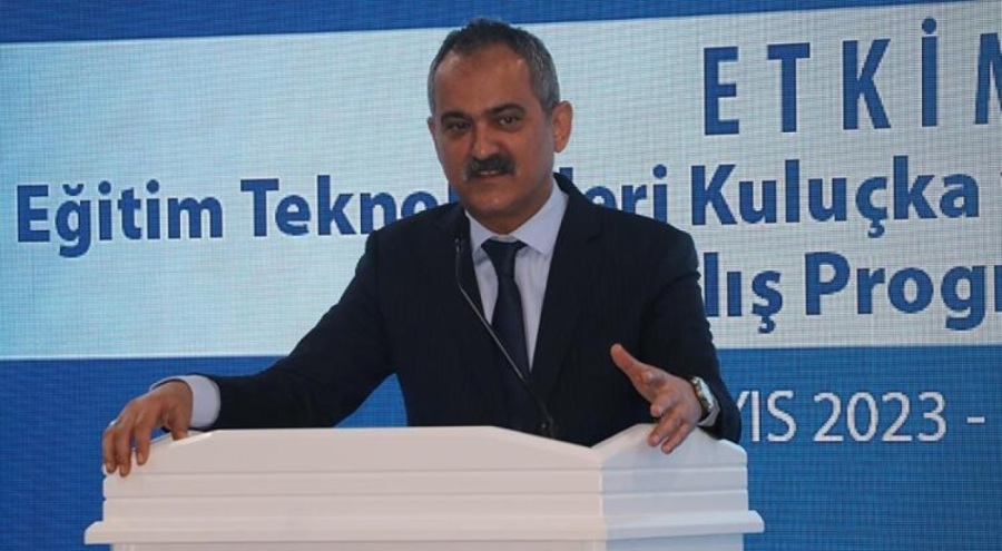 Milli Eğitim Bakanı Özer: Millet iradesini tecelli ettirdi